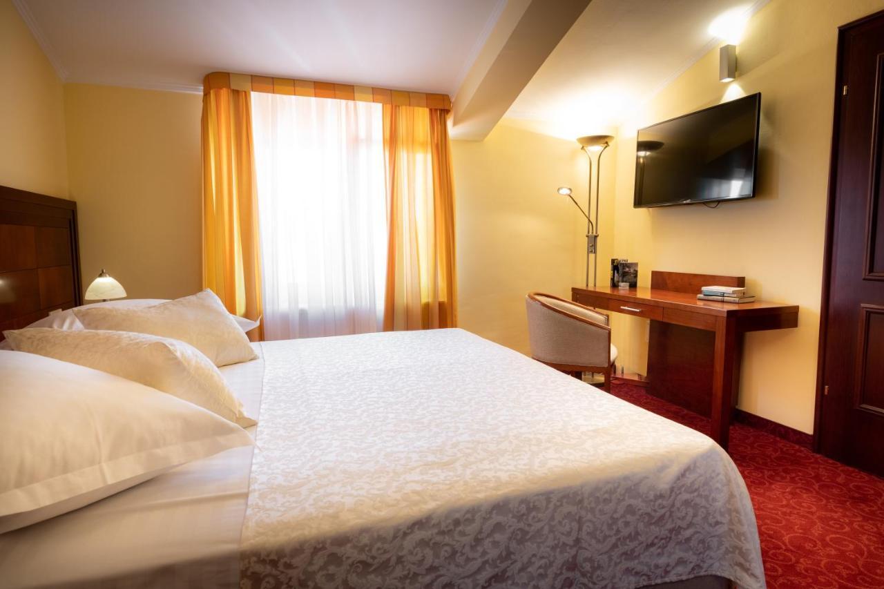 Villa Riva Makarska Extérieur photo